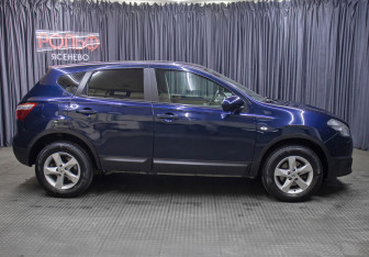 Подержанный автомобиль Nissan Qashqai 2012 года (4 фото)