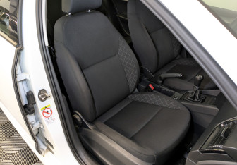 Подержанный автомобиль Skoda Octavia Liftback 2018 года (23 фото)