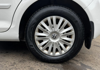 Подержанный автомобиль Volkswagen Golf Plus 2011 года (13 фото)