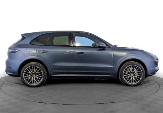 Подержанный автомобиль Porsche Cayenne 2019 года (4 фото)
