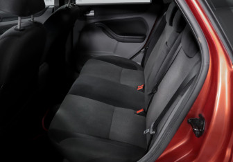 Подержанный автомобиль Ford Focus Hatchback 2008 года (10 фото)