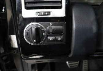 Подержанный автомобиль Land Rover Range Rover 2011 года (12 фото)