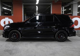 Подержанный автомобиль Mercedes-Benz GLE AMG 2018 года (8 фото)