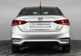 Подержанный автомобиль Hyundai Solaris Sedan 2017 года (6 фото)