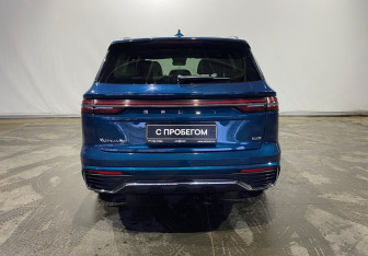 Подержанный автомобиль Geely Monjaro 2023 года (5 фото)