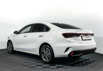 Подержанный автомобиль Kia K3 Sedan 2024 года (7 фото)