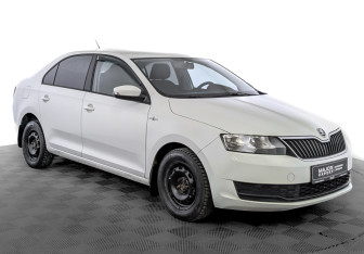 Подержанный автомобиль Skoda Rapid Liftback 2019 года (3 фото)