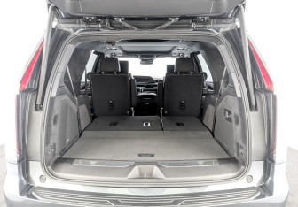 Подержанный автомобиль Cadillac Escalade Suv 2021 года (10 фото)