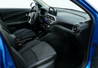 Подержанный автомобиль Changan Alsvin 2023 года (8 фото)