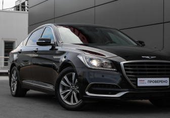 Подержанный автомобиль Genesis G80 2017 года (24 фото)