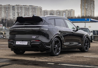 Подержанный автомобиль Voyah Free 2023 года (5 фото)