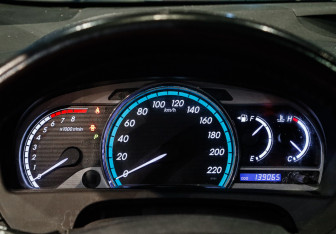 Подержанный автомобиль Toyota Venza 2014 года (30 фото)