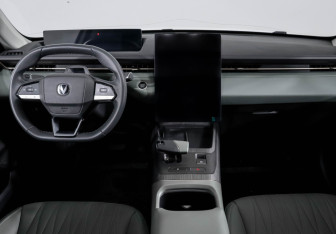 Подержанный автомобиль Changan Lamore 2024 года (12 фото)