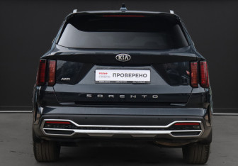 Подержанный автомобиль Kia Sorento 2021 года (6 фото)