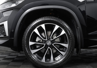 Подержанный автомобиль Skoda Kodiaq 2023 года (28 фото)
