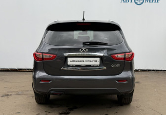 Подержанный автомобиль Infiniti QX60 2014 года (6 фото)