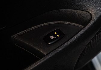 Подержанный автомобиль Mitsubishi Pajero Sport 2018 года (15 фото)