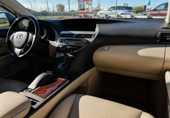 Подержанный автомобиль Lexus RX 2014 года (9 фото)