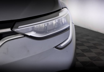 Подержанный автомобиль Renault Arkana 2019 года (17 фото)