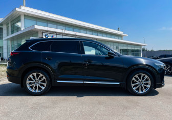 Подержанный автомобиль Mazda CX-9 2018 года (4 фото)