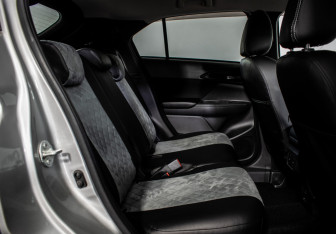 Подержанный автомобиль Mitsubishi Eclipse Cross 2019 года (9 фото)