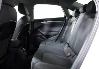 Подержанный автомобиль Audi A3 Sedan 2020 года (12 фото)