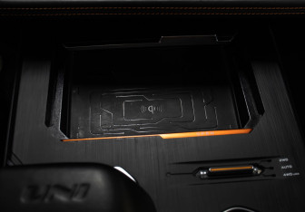 Подержанный автомобиль Changan UNI-K 2023 года (21 фото)