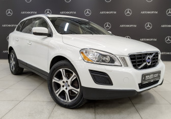 Подержанный автомобиль Volvo XC60 2013 года (3 фото)