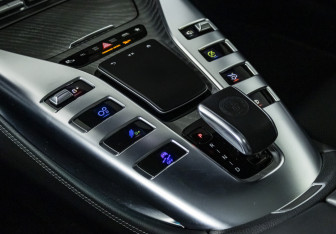 Подержанный автомобиль Mercedes-Benz AMG GT Liftback 2021 года (18 фото)