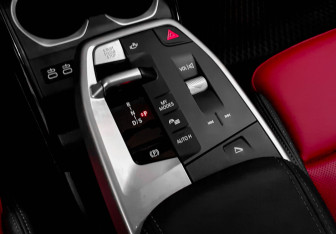 Подержанный автомобиль BMW X2 2024 года (24 фото)