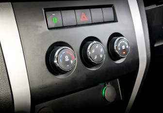 Подержанный автомобиль УАЗ Pickup 2024 года (25 фото)