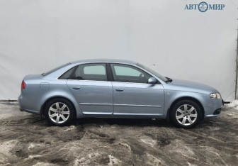Подержанный автомобиль Audi A4 Sedan 2006 года (4 фото)