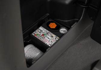 Подержанный автомобиль Kia Carnival 2021 года (17 фото)