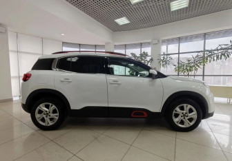 Подержанный автомобиль Citroen C5 Aircross 2019 года (4 фото)