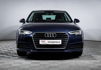 Подержанный автомобиль Audi A4 Sedan 2018 года (2 фото)