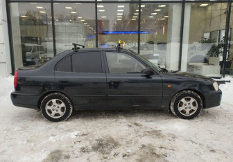 Подержанный автомобиль Hyundai Accent Sedan 2009 года (4 фото)
