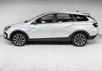 Подержанный автомобиль LADA (ВАЗ) Vesta Wagon 2024 года (8 фото)