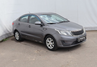 Подержанный автомобиль Kia Rio Sedan 2012 года (3 фото)
