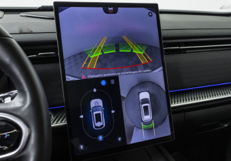 Подержанный автомобиль Jaecoo J7 2024 года (15 фото)