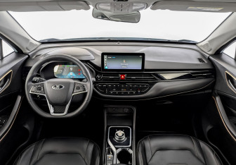 Подержанный автомобиль Москвич 3е 2023 года (14 фото)