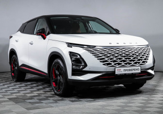 Подержанный автомобиль Omoda C5 2023 года (3 фото)