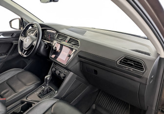 Подержанный автомобиль Volkswagen Tiguan 2018 года (11 фото)