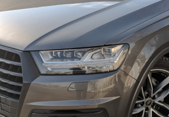 Подержанный автомобиль Audi Q7 2019 года (17 фото)