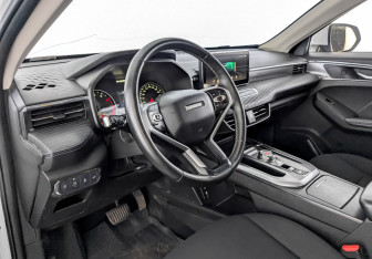 Подержанный автомобиль Haval Jolion 2022 года (16 фото)