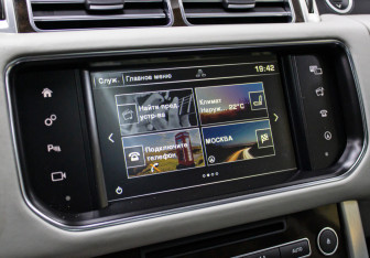 Подержанный автомобиль Land Rover Range Rover 2016 года (19 фото)