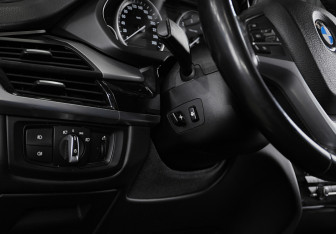 Подержанный автомобиль BMW X5 2017 года (10 фото)