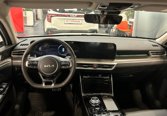 Новый Kia K5 2024 (6 фото)
