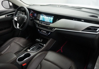 Подержанный автомобиль Changan CS35PLUS 2021 года (11 фото)