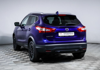 Подержанный автомобиль Nissan Qashqai 2018 года (7 фото)