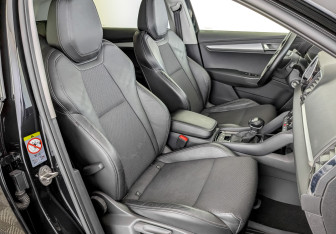 Подержанный автомобиль Skoda Karoq 2021 года (23 фото)